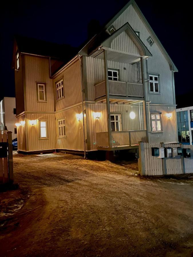 Presttind - With Free Parking